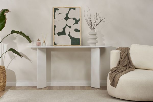Elegant White Sideboard, 150 x 75 x 35 cm | 100% Melamine Coated Particle Board, 18 mm Thick | Perfect for Modern Living Rooms & Dining Areas