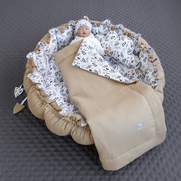 Loolay Baby-Reisebett Zweiseitig ENGELSNEST XXL Premium WAFFELPIQUE + Decke + Kissen, 2-tlg, Babynest TAUPE Beige/ BLUMEN BRAUN Baumwolle Krabbeldecke