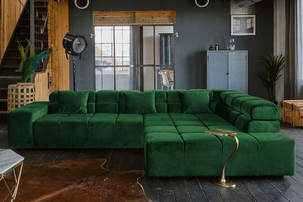 KAWOLA Sofa NEVADA Ecksofa Velvet smaragd Recamiere rechts mit motorischem Sitzvorzug 82 x 215 x 319 cm