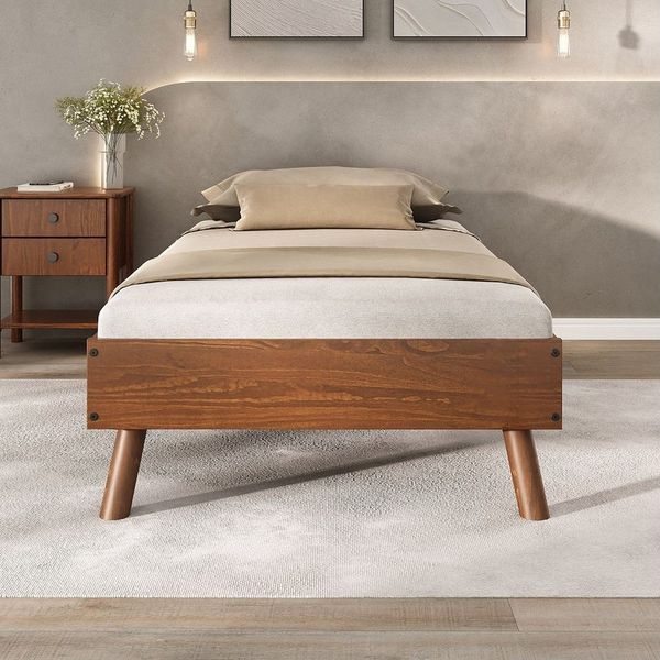 IDIMEX Futonbett KARRI, Einzelbett aus Massivholz mit konischen Füßen Kastanie
