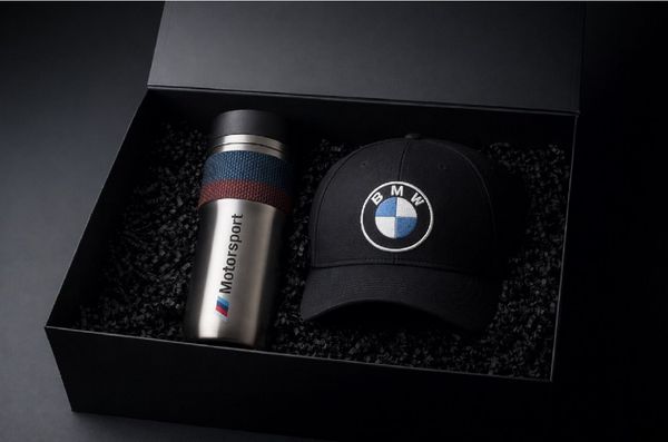 BMW Thermobecher Edle BMW Geschenkbox Geschenkset Thermobecher M Mütze Cap, 2-tlg.