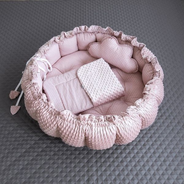 Loolay Bettnestchen PUNKTE Rosa/ MINKY ENGELSNEST Nestchen Babynest Unterlage, (PREMIUM Babyausstattung XXL Babykokon als Nestchen Ø90cm, als Krabbeldecke Ø155cm, 3-tlg, Babynestchen Krabbeldecke Reisebett ►SETS MIT KISSEN u./o. BABYDECKE), 100% Europä...