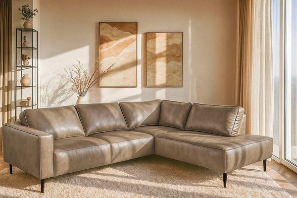 Home affaire Ecksofa Fumone, Lederoptik oder Soft-Touch Chenille, Breite 260, mit schwarzen Massivholzfüßen