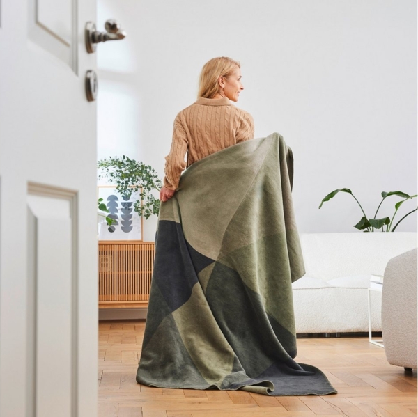 Wohndecke Wohndecke Nara, IBENA, in harmonischen Grüntönen Bild 2