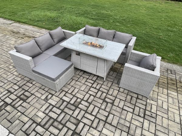 Fimous 8-Sitzer Polyrattan Gartenmöbel Set mit 2 Sofa; Gas Feuertisch und Großer Hocker;Sessel Outdoor Terrassen Essgruppe Helles Grau