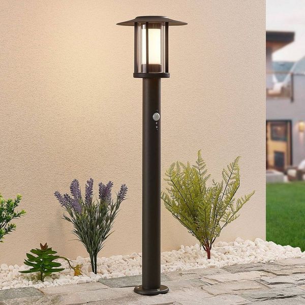 Lindby Außen-Stehlampe Gregory, LED 7 W gesamt, warmweiß