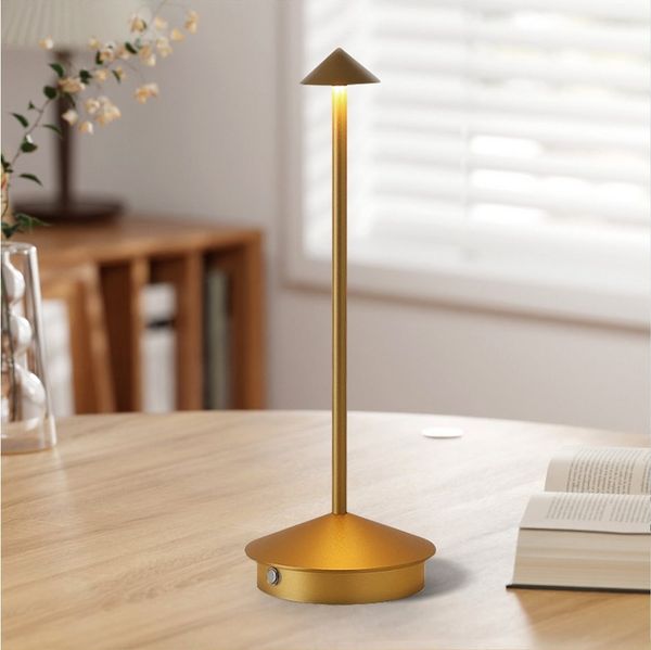 Quntis LED Tischleuchte LED Tischlampe mit Touch-Dimmung, 3 Farbtemperaturen, Memory-Funktion, Touch-Dimmung, Energiesparend, LED fest íntegriert, Neutralweiß, Kaltweiß, Warmweiß, CRI >90, Dekolampe für Wohnzimmer & Schlafzimmer
