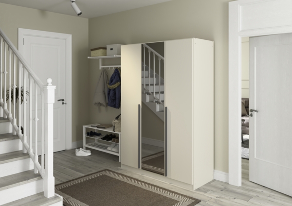 rauch Kleiderschrank Alba, Drehtürenschrank, Garderobenschrank, 3-türig, mit Spiegel, mit 2 Kleiderstangen und 2 Einlegeböden, Farbe Champagner, Beige, Griffstange Grau metallic, Schwarz, 136x197x56cm