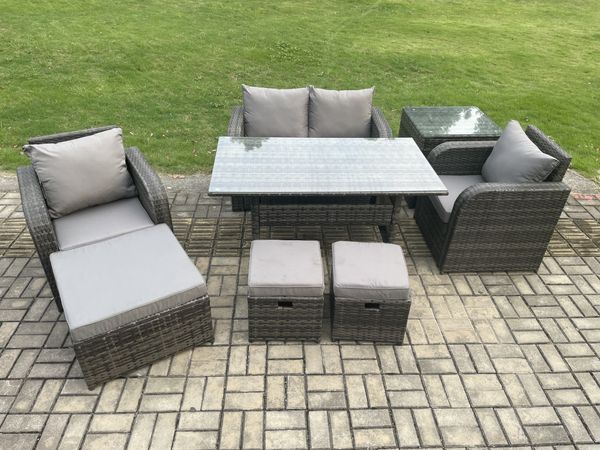 Fimous Rattan Gartenmöbel Set Rechteckiger Esstisch und Sessel Sofa Set mit Beistelltisch 3 Fußhockern Dunkelgrau gemischt