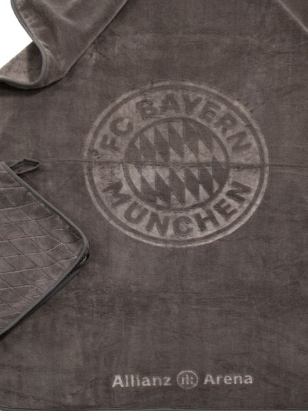 FC Bayern München Badetuch FC Bayern München I Stadion-Reise Set 2 in 1 I Decke & Kissen I Grau, Polyester