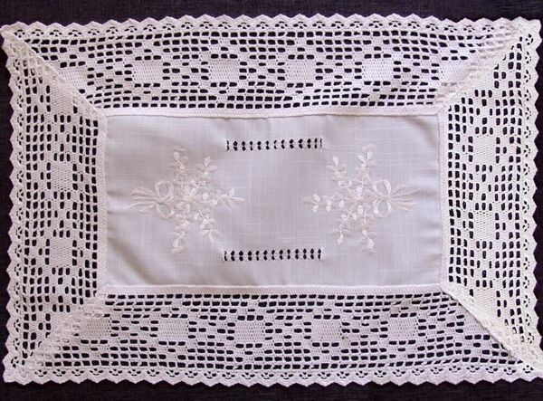 matches21 HOME & HOBBY Platzset Tischset Landhaus Häkelspitze 35x50 cm, (1-St)