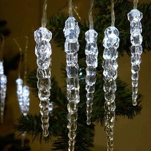 LED-Eiszapfen, außen 40er Abst. 15cm, Zul. 5m, IP44