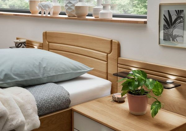 WIEMANN Holzbett Kiruna, schöner Landhausstil, Made in Germany, 4-fache Liegenhöhenverstellung, in vielen Breiten erhältlich