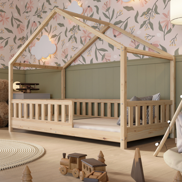 Crazy Pine 'Crazy House' Hausbett mit abnehmbaren Rausfallschutz, Naturholz, Natur, 100x200 cm, mit Höhenverstellbaren Beinen
