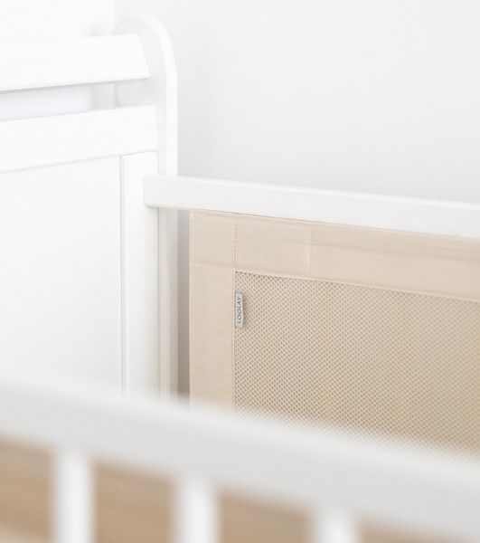 LOOLAY Bettumrandung babybett 60x120 cm – 2 teiliges 110x30 cm Set – Atmungsaktiver 5 mm Netzstoff – Babybett Umrandung mit starkem Klettverschluss – Sicherer gitterbett umrandung (Beige)
