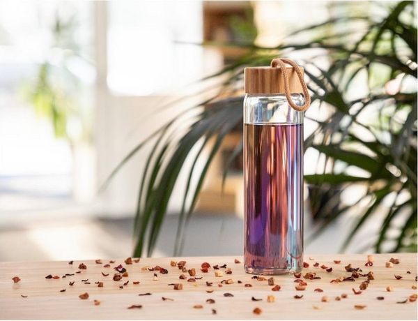 elasto Trinkflasche 0,65 L Wasserflasche Bamboo Glasflsache inkl. Neoprentasche, Sportflasche, Für Unterwegs, Bottle, Schule und Arbeit, Kautschukhülle