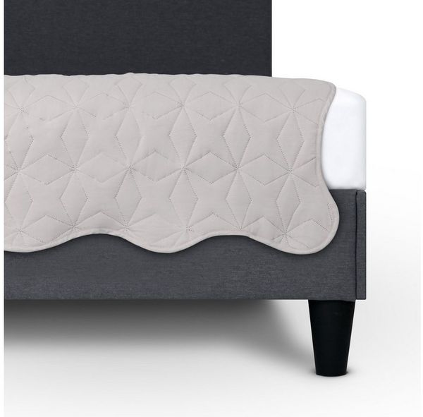 Bestlivings Tagesdecke 220x240 cm, mit Steppung in diversen Designs