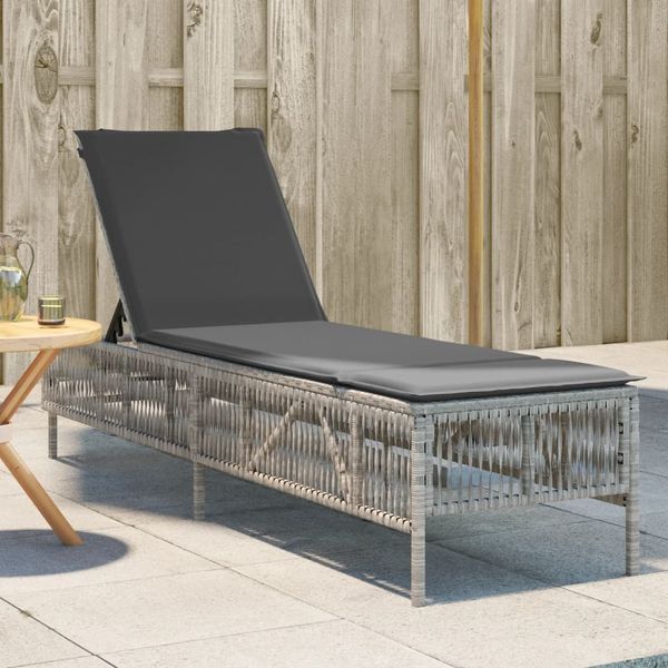 vidaXL Sonnenliege mit Auflage Hellgrau Poly Rattan 4002742
