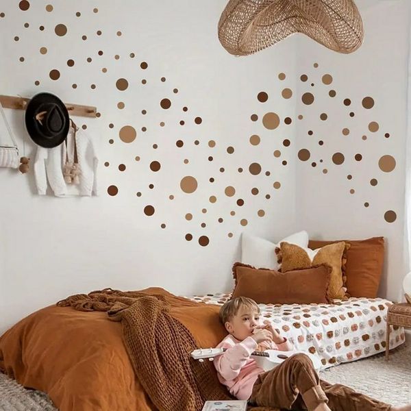 Montegoni Wandsticker 4 Stück Boho Brown Dot Pattern Wandaufkleber, selbstklebend, (Schlafzimmer, Wohnzimmer), Abnehmbar, modern, aus Kunststoff, selbstklebend, mit Glitzerakzenten.