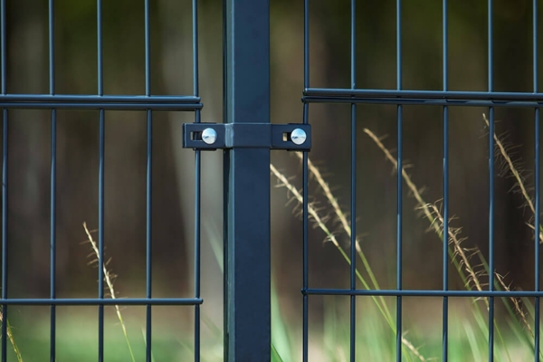 HOME DELUXE Doppelstabmattenzaun Schmuckzaun Tal inkl. Eckpfosten Anthrazit/Grün MORATA - 160 cm x 20m 1x Eckpfosten Bild 8