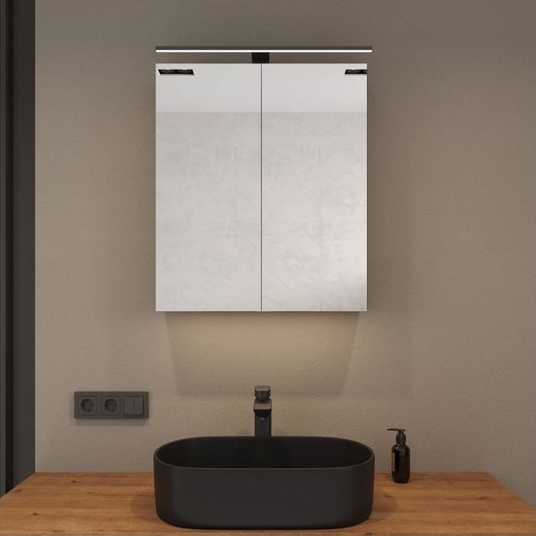 Planetmöbel ARIA Spiegelschrank Bad mit Beleuchtung 60 cm breit | Badschrank hängend mit Spiegel | Gold Eiche, mit Leuchte und Steckdose, Spiegelschrank Gäste WC 60 x 70 x 16 cm