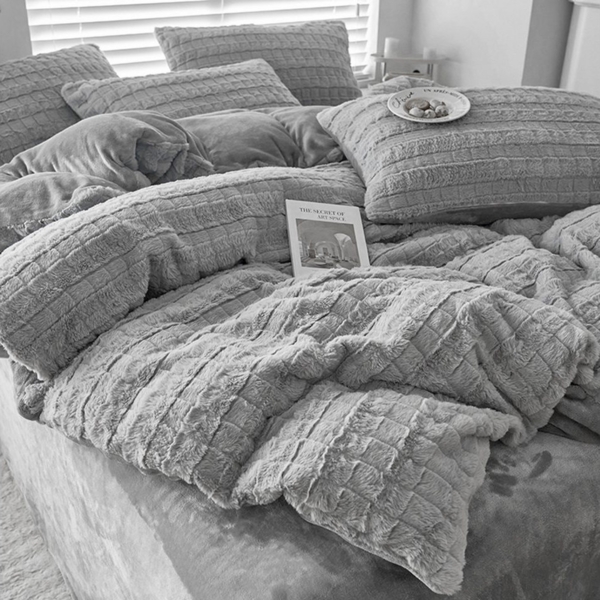 ibettertec Bettwäsche Winter Plüsch Bettwäsche,135x200cm,200x200cm,Flauschig,Warme Bettbezug, Kunstkaninchenfell Winterbettwäsche Wendebettbezug Kissenbezug 80x80cm Bild 2