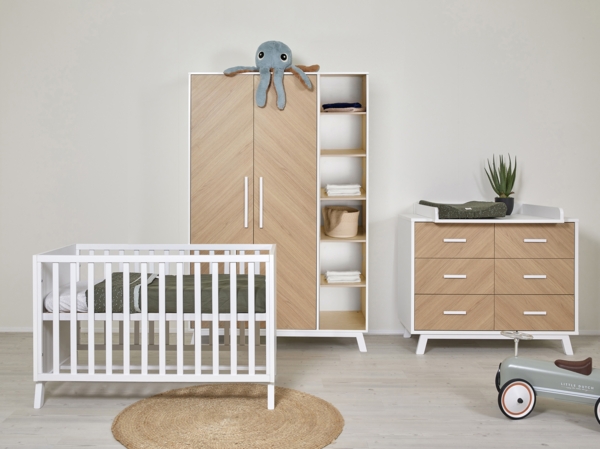 Schardt Kinderzimmer Set Fishbone 4-teilig Schrank Kinderbett Wickelkommode