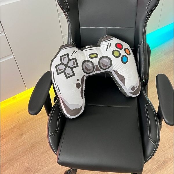MTOnlinehandel Dekokissen Gamer Kissen, 50 x 40 x 12cm, Gaming Geschenk Teenager