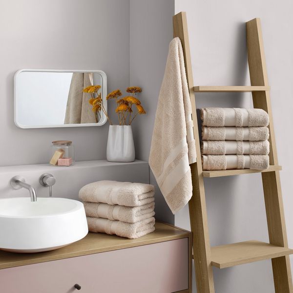 OTTO home Handtücher Vanessa, 8 Handtücher, 50x100cm, in Standard- und Premium-Qualität, Walkfrottee (Set, 8-St), Handtücher mit Bordüre, 100% Baumwolle, einfarbig, weich