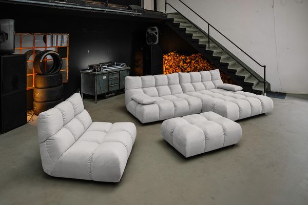 KAWOLA Sitzgruppe VIVIEN Ecksofa rechts Drehsessel Hockerbank Velvet silber 85 x 359 x 510 cm