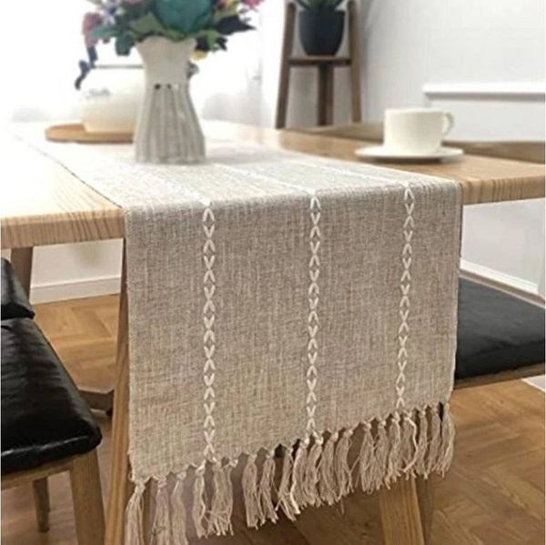 Blusmart Tischläufer Klassische Tischfahne im nordischen Stil (Tischdecke mit Quasten im Boho-Landhausstil 1-tlg, Handgefertigte Quasten, waschbar), Geeignet als Tischdekoration
