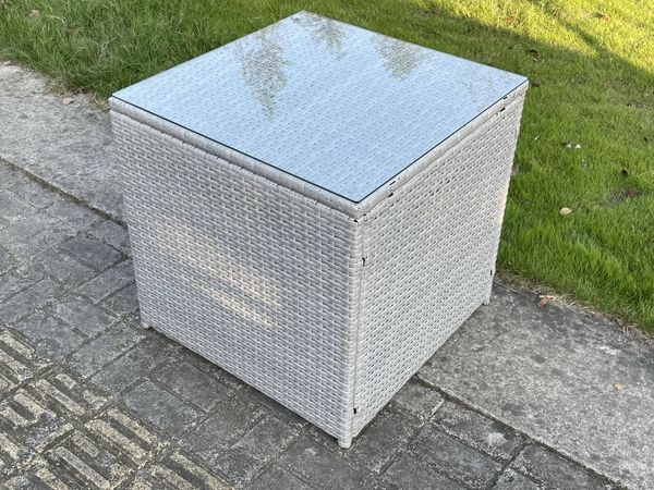 Fimous Polyrattan Beistelltisch Gartenmöbel im Freien Couchtisch Helles Grau