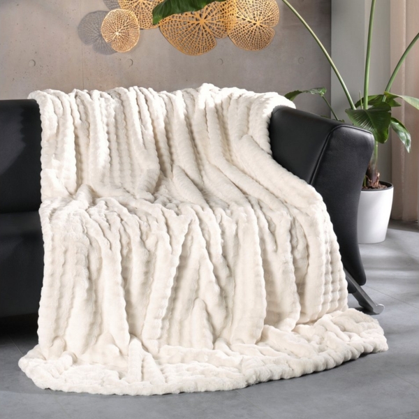 Sympathica Kuscheldecke Wohndecke 150x200 cm Fluffy Blanket uni elfenbein beige