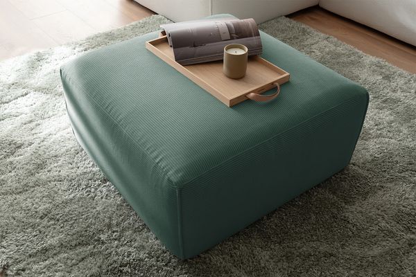 KAWOLA Hocker RANI Polsterhocker Feincord grün 42 x 80 x 80 cm