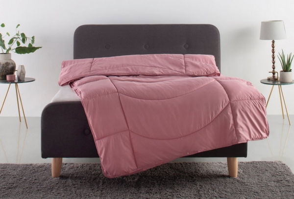 my home Microfaserbettdecke Microlux, Bettdecke 135x200 cm, 155x220 cm, 200x200 cm, Füllung: Polyester (3D-Klimafaser), Bezug: Polyester (Microfaser-Feinbatist), Bettdecken in 4 Farben, Sommer, Winter, 4 Jahreszeiten, Decke Bild 5