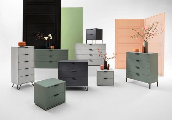 Hochkommode >Bonnie< in pine green matt lack - 51x121x45cm (BxHxT) Bild 6