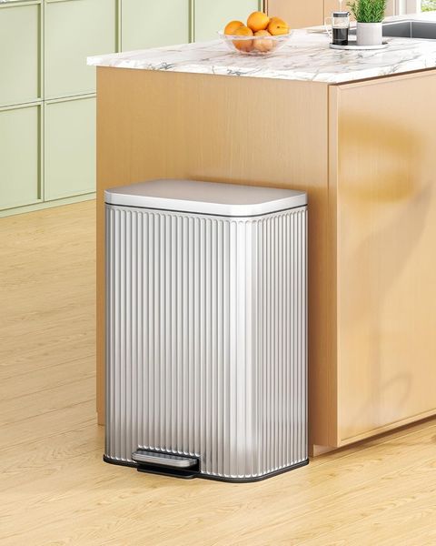 Mülleimer Küche, 50 Liter Tretmülleimer mit Herausnehmbarem Innenbehälter, Vertikales Streifendesign, Mülleimer mit Soft-Close-Deckel und 15 Müllbeuteln, Edelstahl, Silber