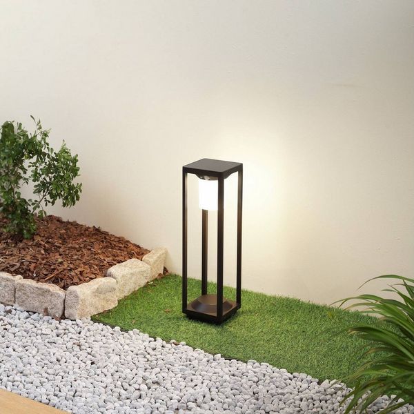 Lucande Außen-Stehlampe Nilea, LED, Metall, Schwarz warmweiß IP54mit Bewegungsmelder, LED 1,9 W gesamt, warmweiß
