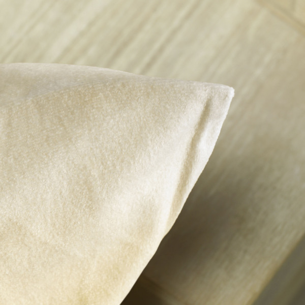 Kissen Deko beige Katze im Schnee 40x40 Polyester kissenbezug Dekokissen Bild 2