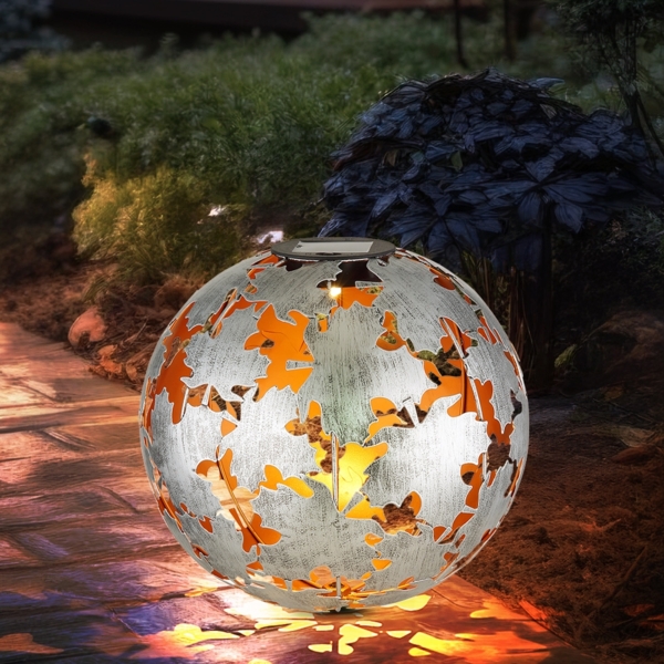 LED Solarleuchte silber, Kugel, Ahornblätter, Erdspitz, H 37 cm