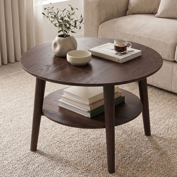 skølm 'Mjölnir' Couchtisch rund, Massivholz Eiche, nussbraun lackiert, Wohnzimmertisch Ø70 cm, Beistelltisch für Wohnzimmer mit Ablage