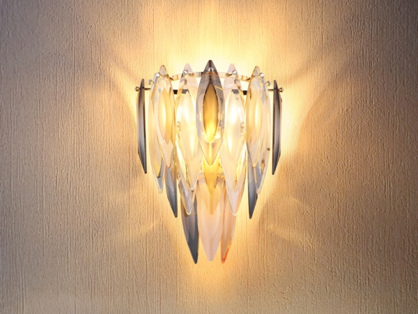Ausgefallene LED Wandleuchte mit 3-farbigem K9 Kristall, Höhe 34cm Bild 1