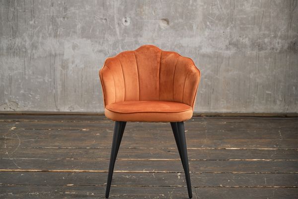 KAWOLA Stuhl SALLY Esszimmerstuhl Velvet orange Fuß schwarz 76 x 57 x 55 cm