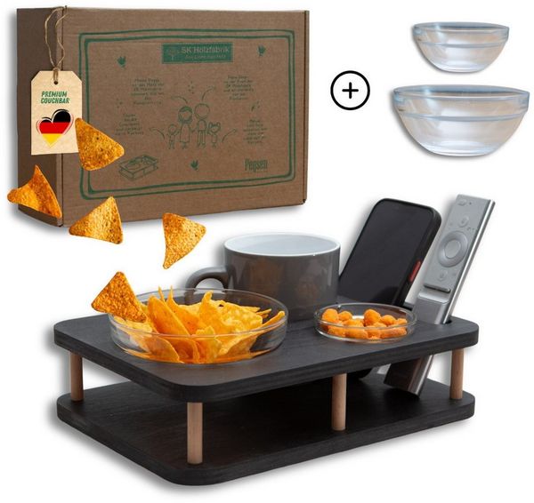 PEGSEN Servierplatte Couchbar Sofa Tablett YOLO mit 2 Snackschalen, Birkenholz, (Set, 3-tlg, mit lebensmittelechten Glasschalen), passend für Kaffeetassen, 0,5L Flaschen und Weingläser, geöltes Finish