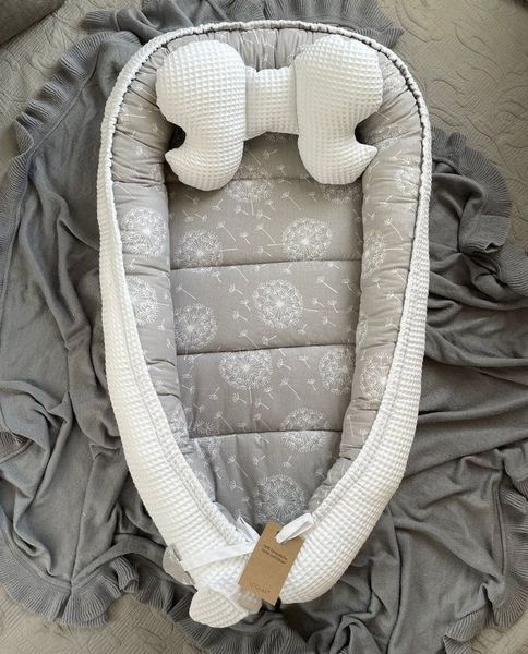 Loolay Bettnestchen WAFFELPIQUE Baumwolle BABYNEST Babykokon Neugeborene Babyausstattung, (Reisebett Nestchen SOLO/ o. in Geschenk SETS, 2-tlg, 4 Jahreszeiten WAFFELSTOFF - Design: Pustelblume Grau/ WAFFEL Weiß), 100% Europäische Stoffe und Kleinserien...