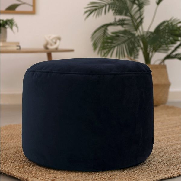 Icon Milano Hocker, Dunkelblau, Flauschiger Samt Stoff, Samt Sitzsack, Sitzpuff Hocker mit Füllung, Fußhocker für das Wohnzimmer, Deko Wohnzimmer