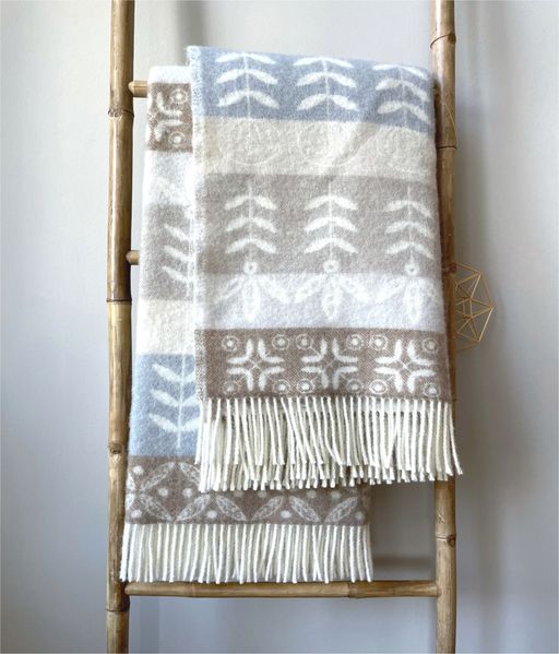 Wende Wolldecke Plaid "Folklore floral" 130x200 cm, 100% Merinowolle,Taupe