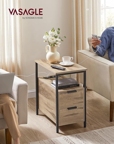 Vasagle Beistelltisch mit Steckdosenleiste und 2 Schubladen, Holzspanplatte, Kamelbraun, 60 x 35 x 61 cm, 1 Stück Bild 2