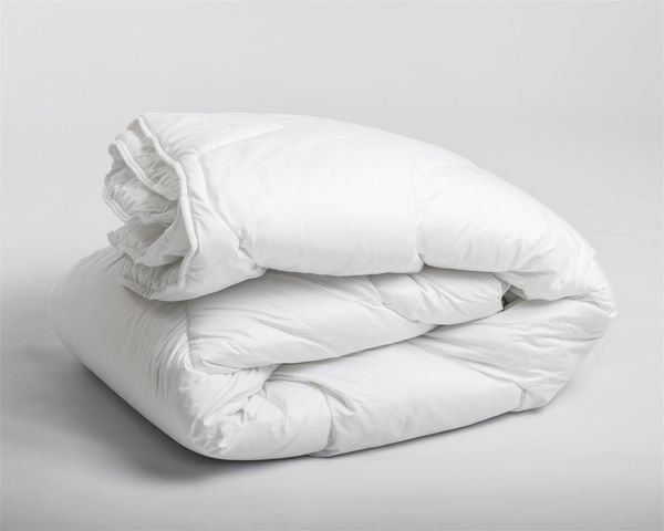 Sitheim-Europe Kunstfaserbettdecke MICRO TOUCH 4-JAHRESZEITEN- Duo-Steppbettdecke Weiß, Füllung: 100% Polyester (Hohlfaserfüllung), optimale Temperatur- und Feuchtigkeitsregulierung, Anti allergisch