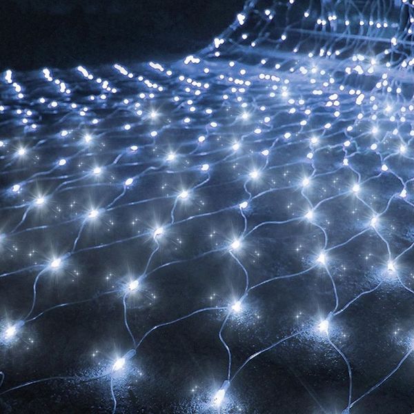 Merry 2024 LED-Lichternetz LED Lichterkette Dekolicht,Weihnachtsbeleuchtung,LED Vorhang Licht, 8 Modi,1.5x1.5M/2x2M/2x3M/4x6M,für Halloween,Party,Fensterdeko